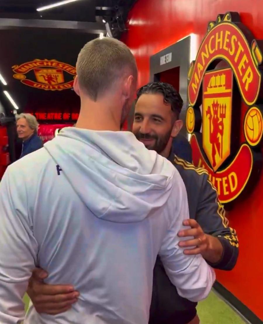 只能用巴因, 尼亚中锋熟, 有时候足球 只能用巴因, 尼亚中锋熟, 有时候足球