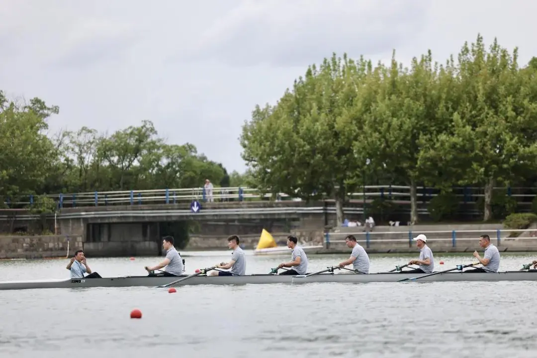 平台, 运动的激情, 国运动会赛
